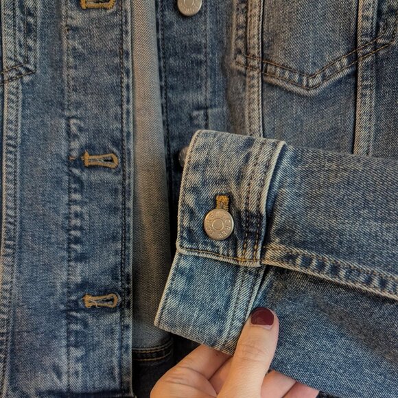 J. Crew Cropped Jean Jacket Size Large NWT - Picture 5 of 11